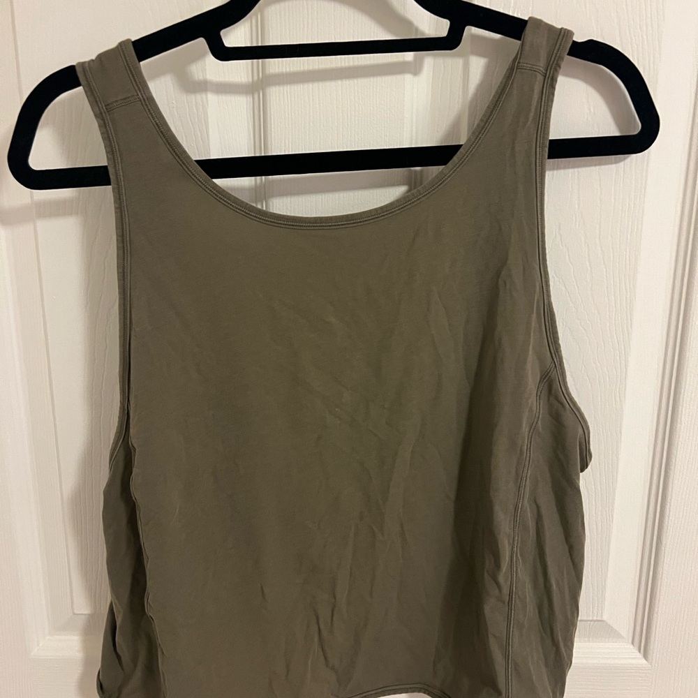 Lululemon Twist Back Crop Tank